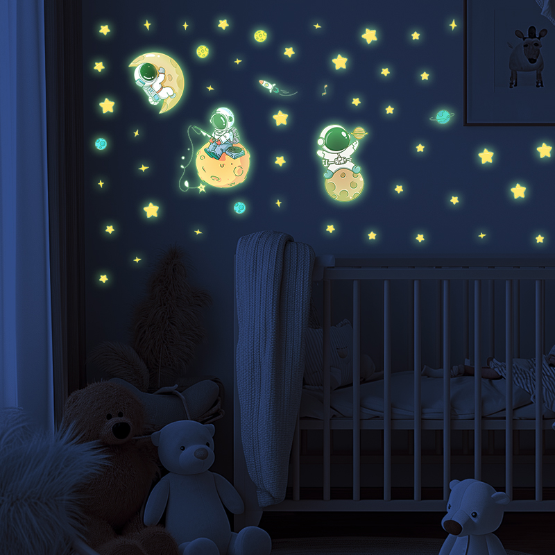 宇宙飛行士と月をテーマにした明るいウォールステッカー,男の子 - Glow In Dark Stars のレビューと価格
