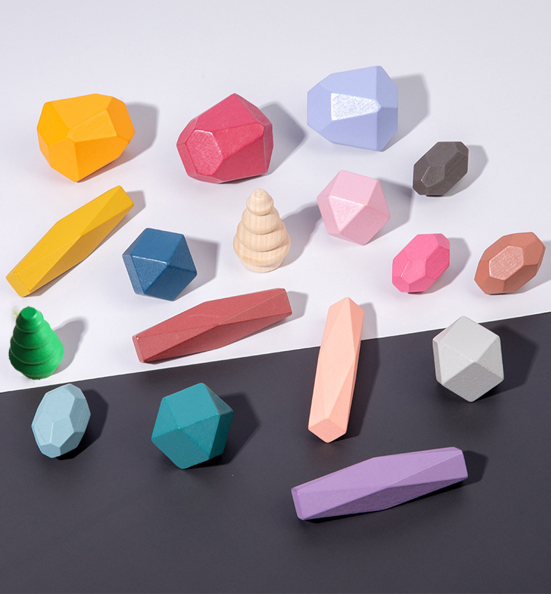18個の木製スタッキングロックビルディングブロック、色付き無 - Wooden Blocks Stacking のレビューと価格